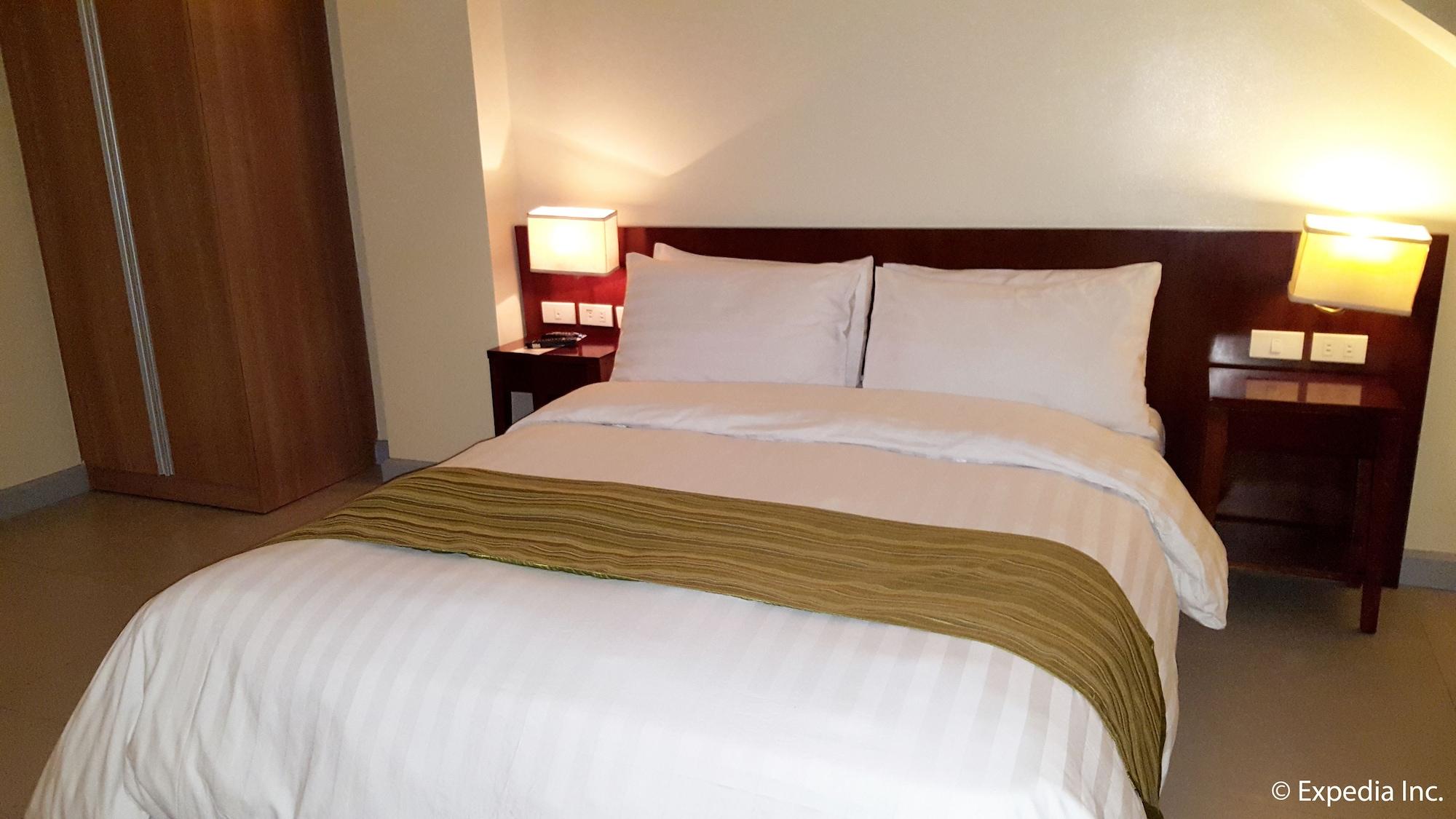 Azalea Residences Baguio Багио Экстерьер фото